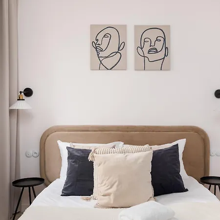 Krasinski Garden Superior By Bookinghost * ワルシャワ