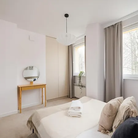 Krasinski Garden Superior By Bookinghost Apartment *